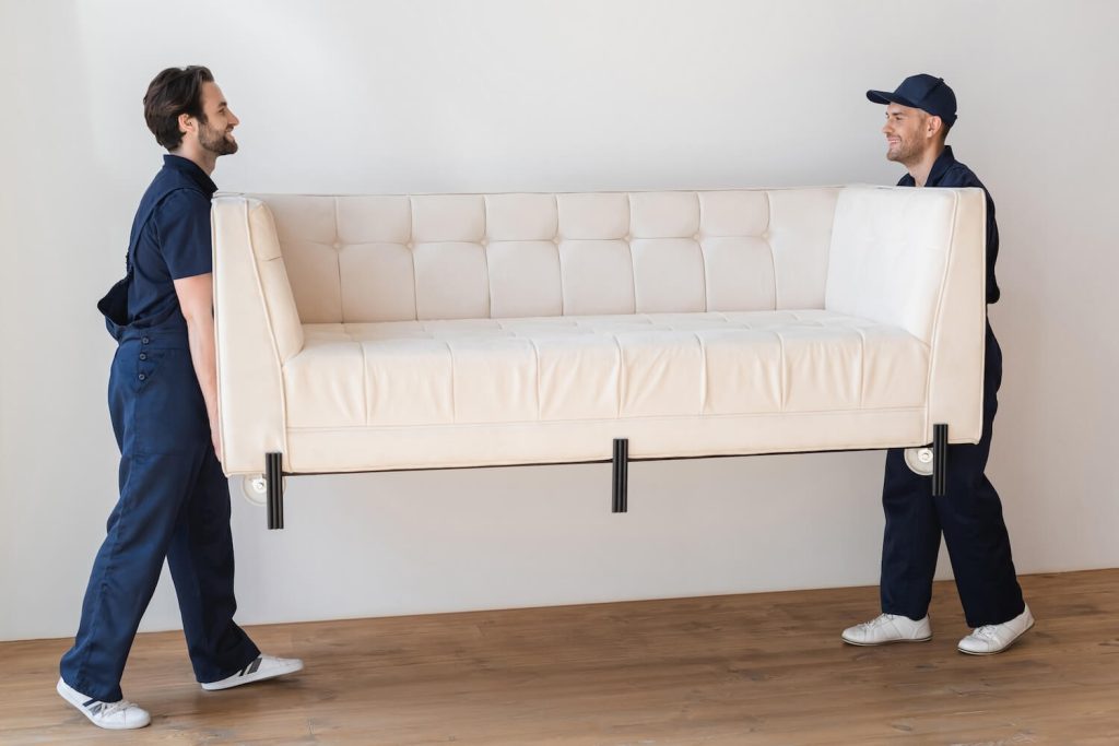 Why Yo Can Trust Commercial Movers With Moving Hotel Furniture