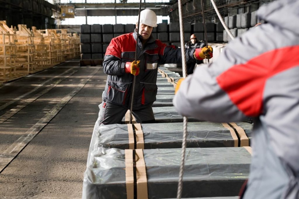 How San Diego Aerospace Professionals Relocate Their Equipment?