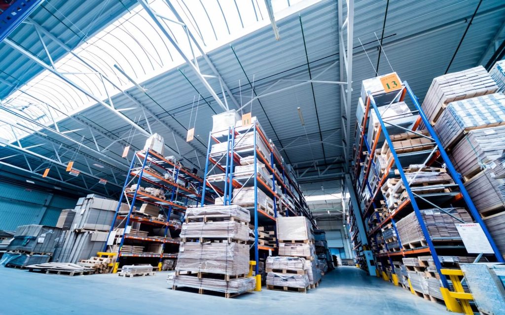 How Dallas Logistics Professionals Keep Food Production Machinery Safe During Staging and Relocation