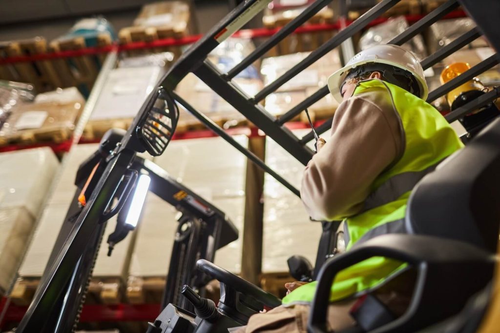 How Professionals Can Making Moving Aerospace and Automotive Equipment Easy