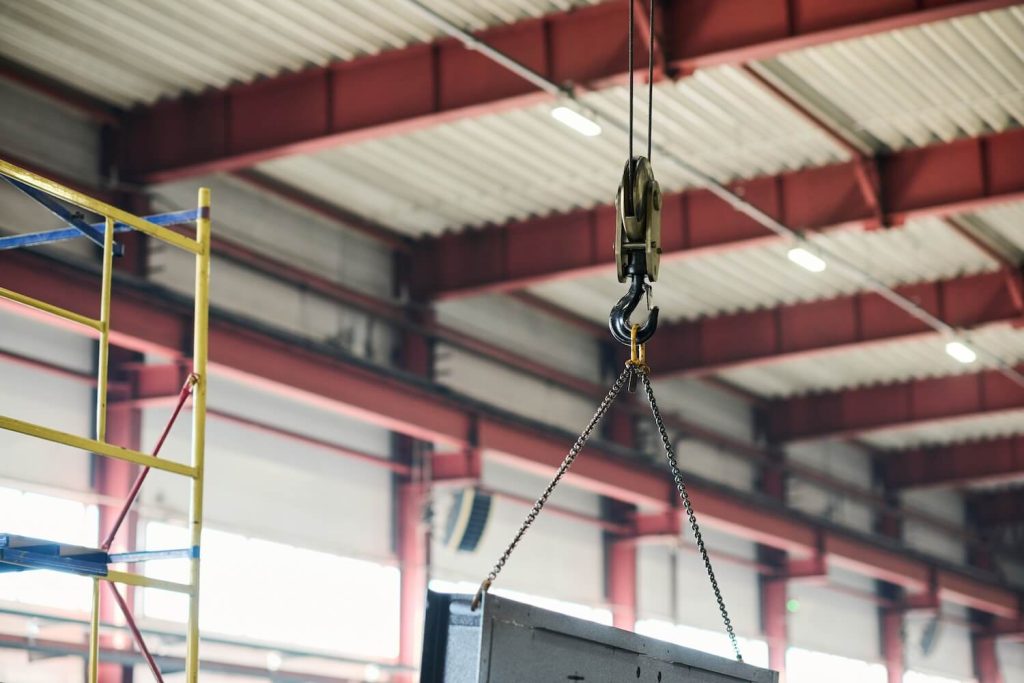 How Do Relocation Specialists Move Heavy Machinery in Kansas City?
