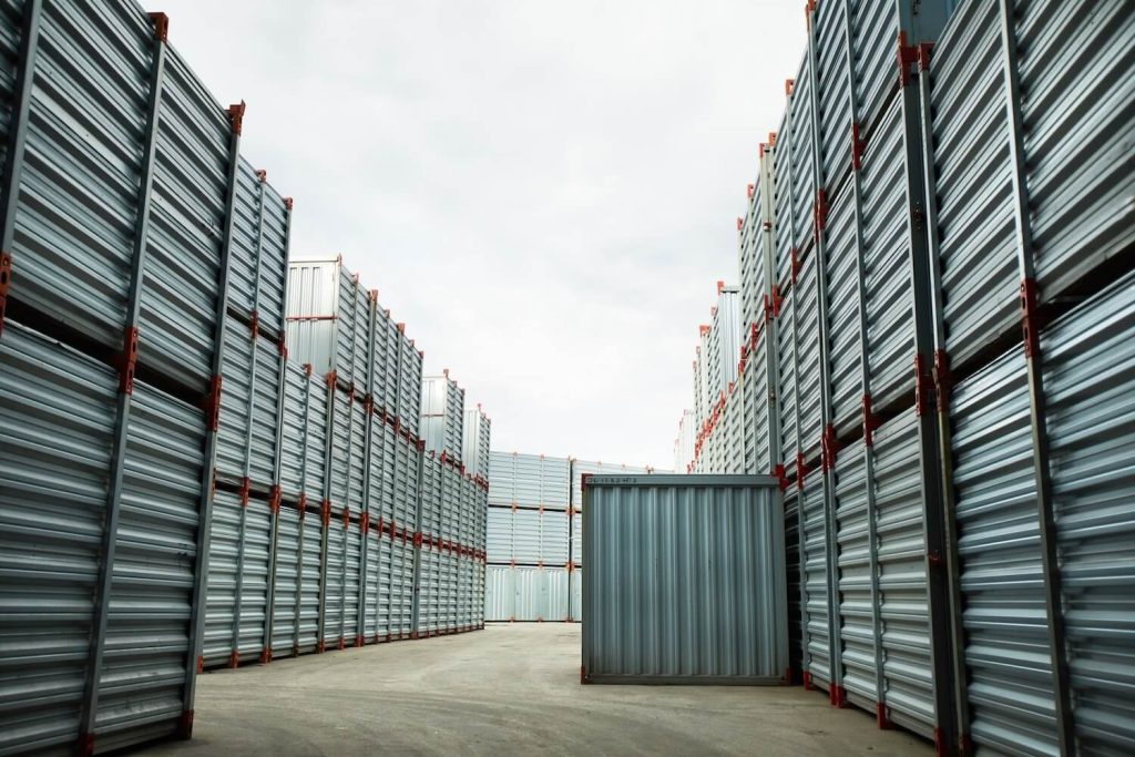 Why New Mexico Construction Firms Should Consider Temporary Storage Yards