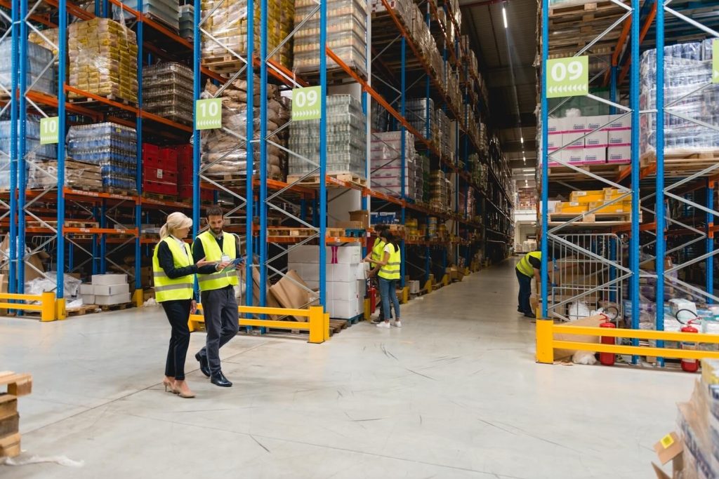 Why Custom Last-Mile Delivery Solutions Will Keep You Above The Competition